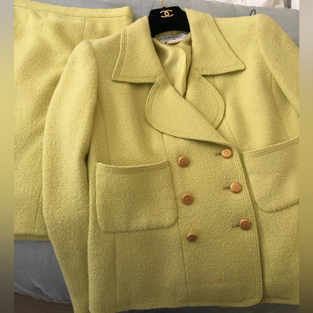Chanel 1996 Cruise Collection Skirt Suit